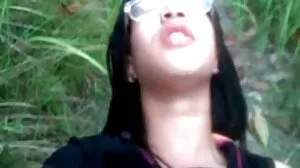 Gros plan Selfie fille suce un vieux Xxx