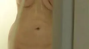 Brianna aime le porno vieux jeune ventilateur anal