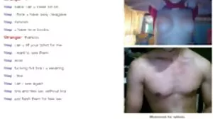 Une enseignante a séduit son élève des vieux baisent pour du porno